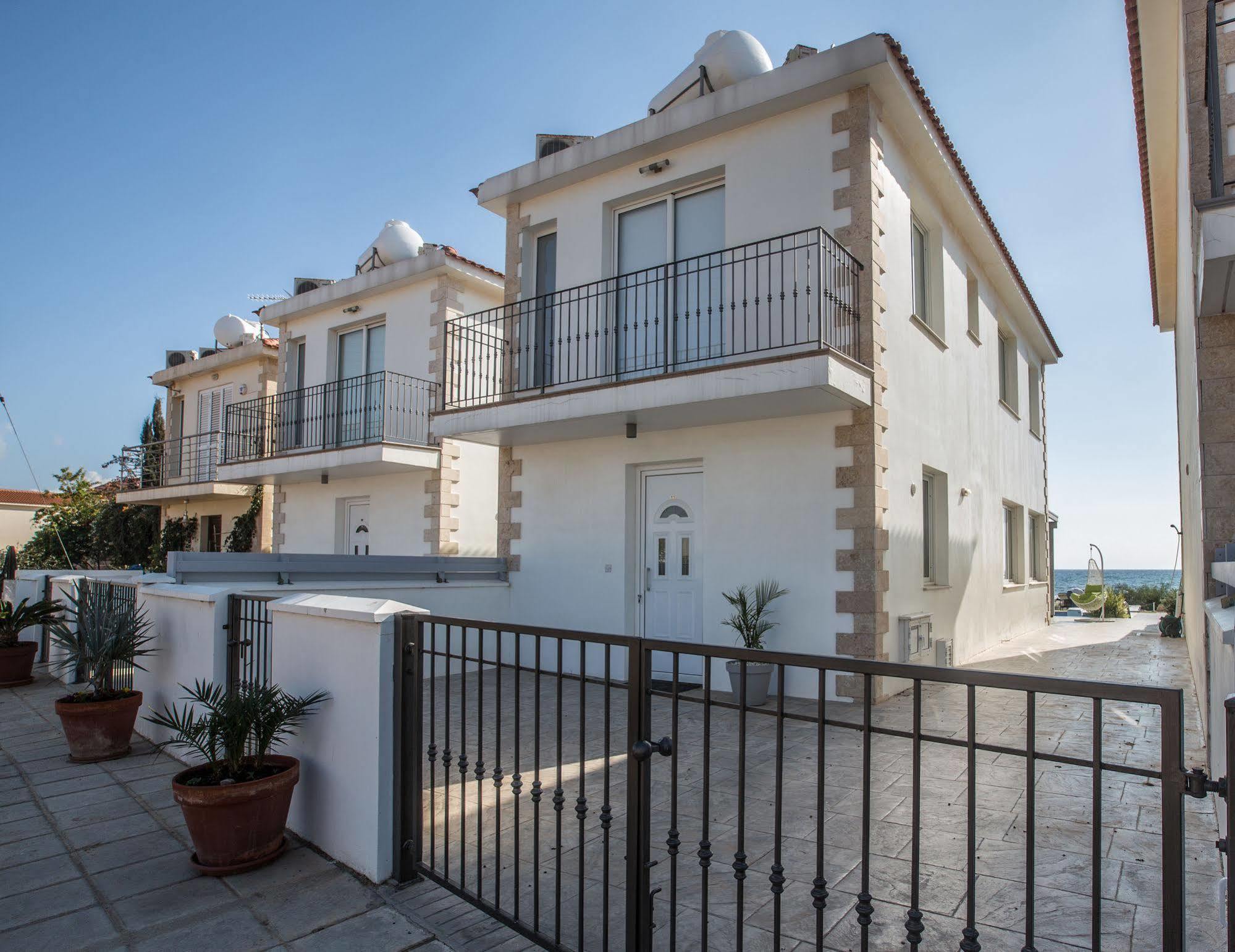Gorgona Villas Ajía Nápa Eksteriør bilde