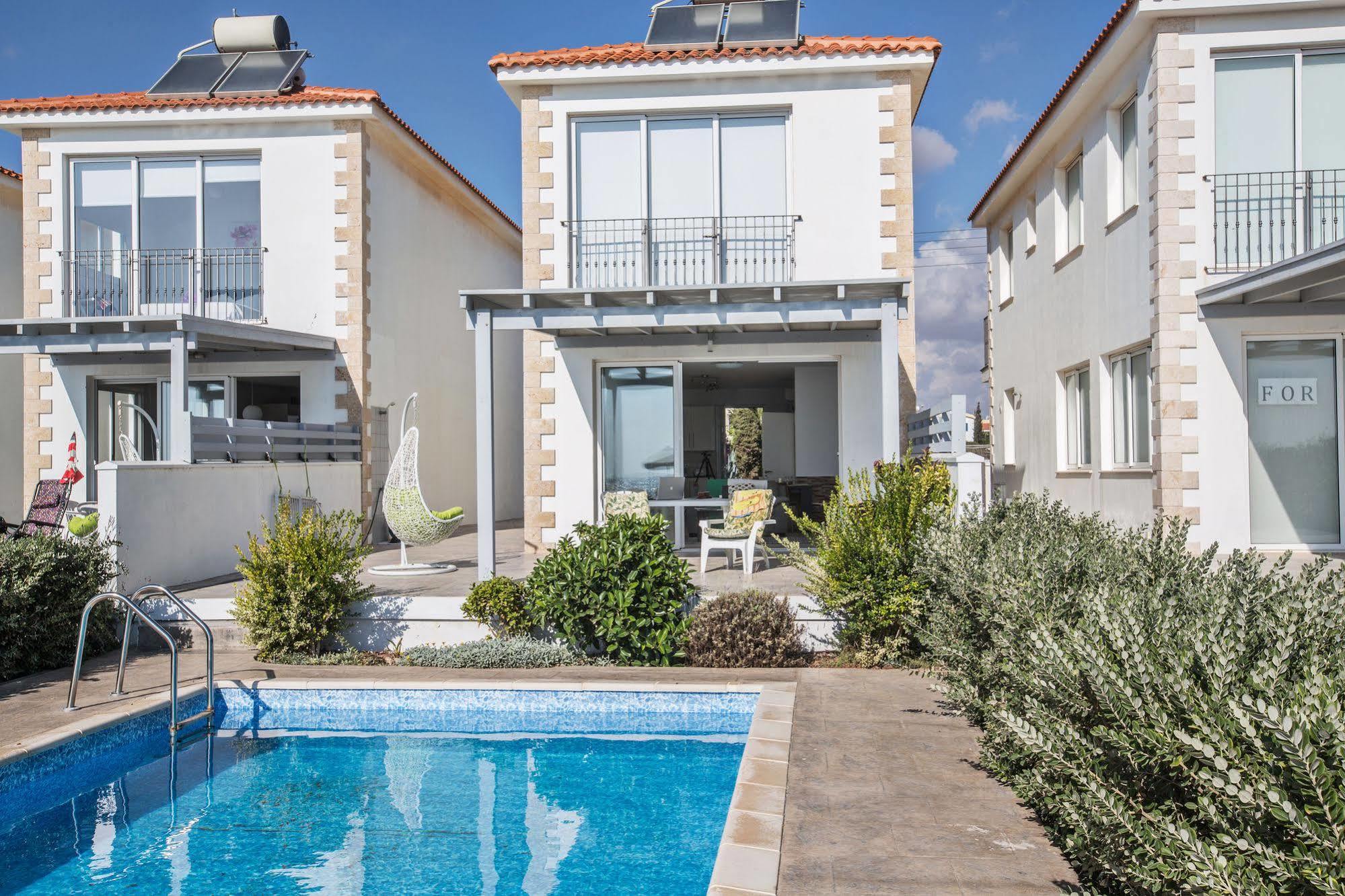 Gorgona Villas Ajía Nápa Eksteriør bilde